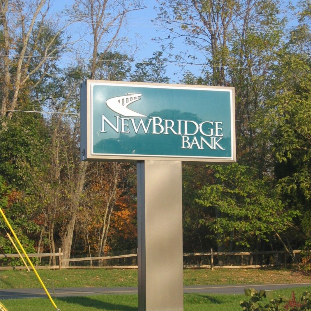 Pylon sign made by Signage Industry
